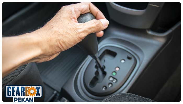 تأخیر در تعویض دندهها جیلی امگرند X7