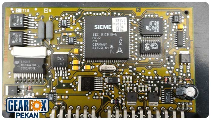 علائم خرابی کامپیوتر گیربکس TCU