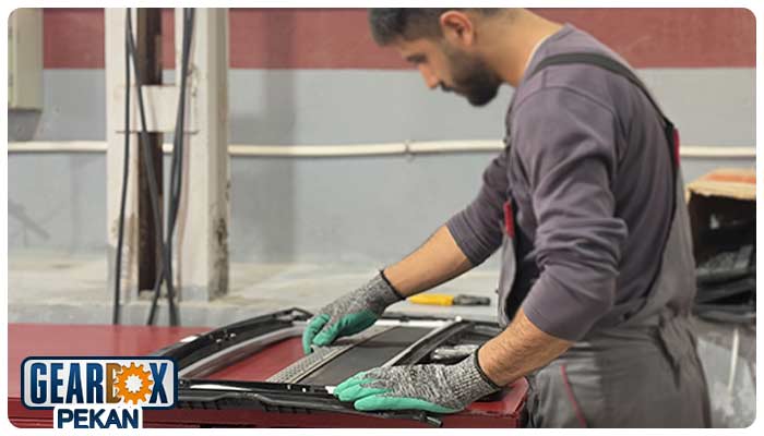 5 تا از علت های خرابی سانروف خودرو و روش های تعمیر آن 3 روشهای تعمیر و نگهداری سانروف خودرو