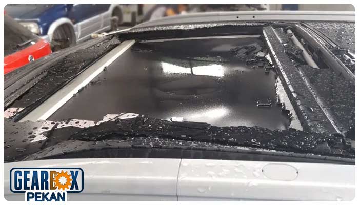 5 تا از علت های خرابی سانروف خودرو و روش های تعمیر آن 2 علتهای خرابی سانروف خودرو