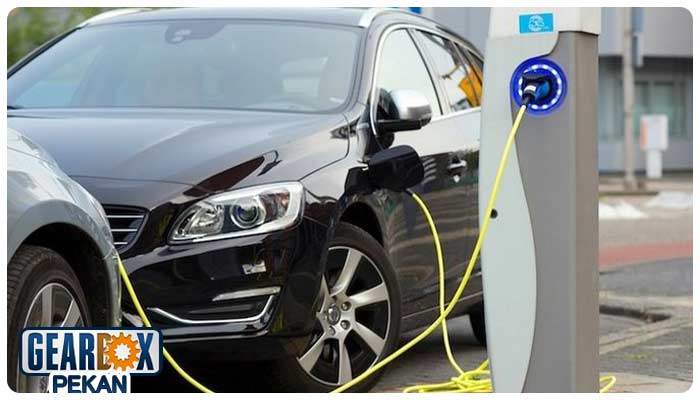 خودروهای هیبریدی چیست؟ بررسی کامل خودروهای هیبریدی 2 طریقه شارژ خودروهای هیبریدی